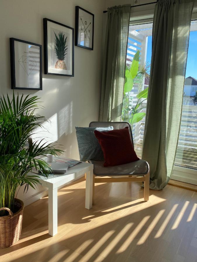 Central Top Floor Apartment Stavanger Bagian luar foto