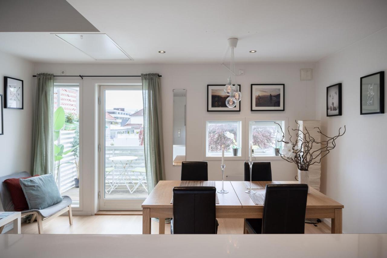Central Top Floor Apartment Stavanger Bagian luar foto